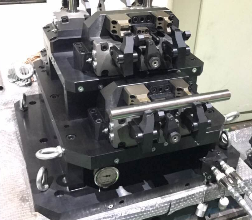 立加液压夹具7